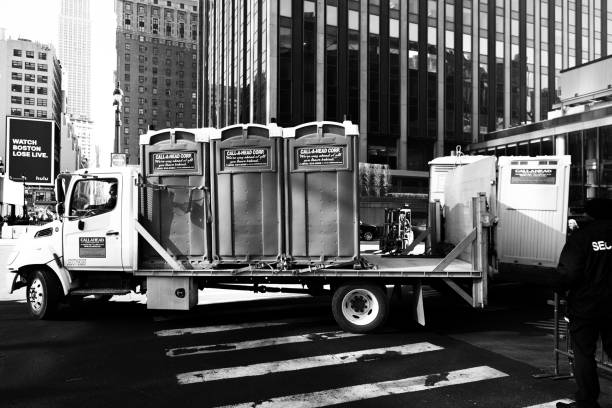 Best Best portable toilet rental  in Mount Morris, IL
